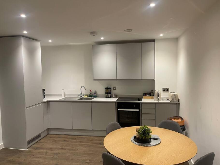 Luxury 2 Bedroom Apartment In The Heart Of Manchester Bagian luar foto